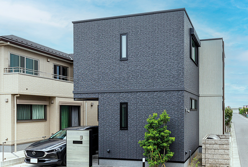 【38坪の2階建て】車2台の駐車スペースを確保した暮らしやすい住まい