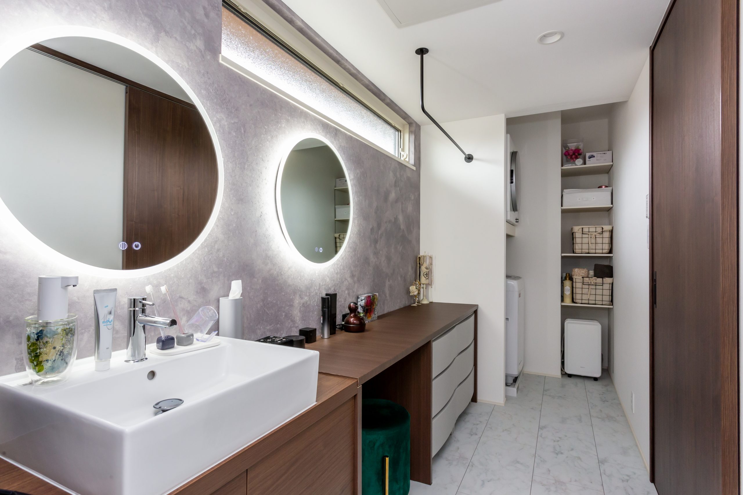 全館空調で一年中快適！ランドリールームとしても活躍する洗面脱衣室