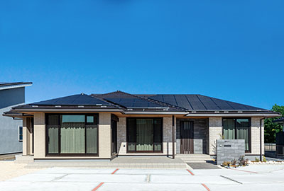 外観画像／これからの人生を快適に暮らすための、全館空調の平屋。