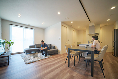 内観画像／日常と趣味が心地よい距離でつながる平屋の暮らし。
