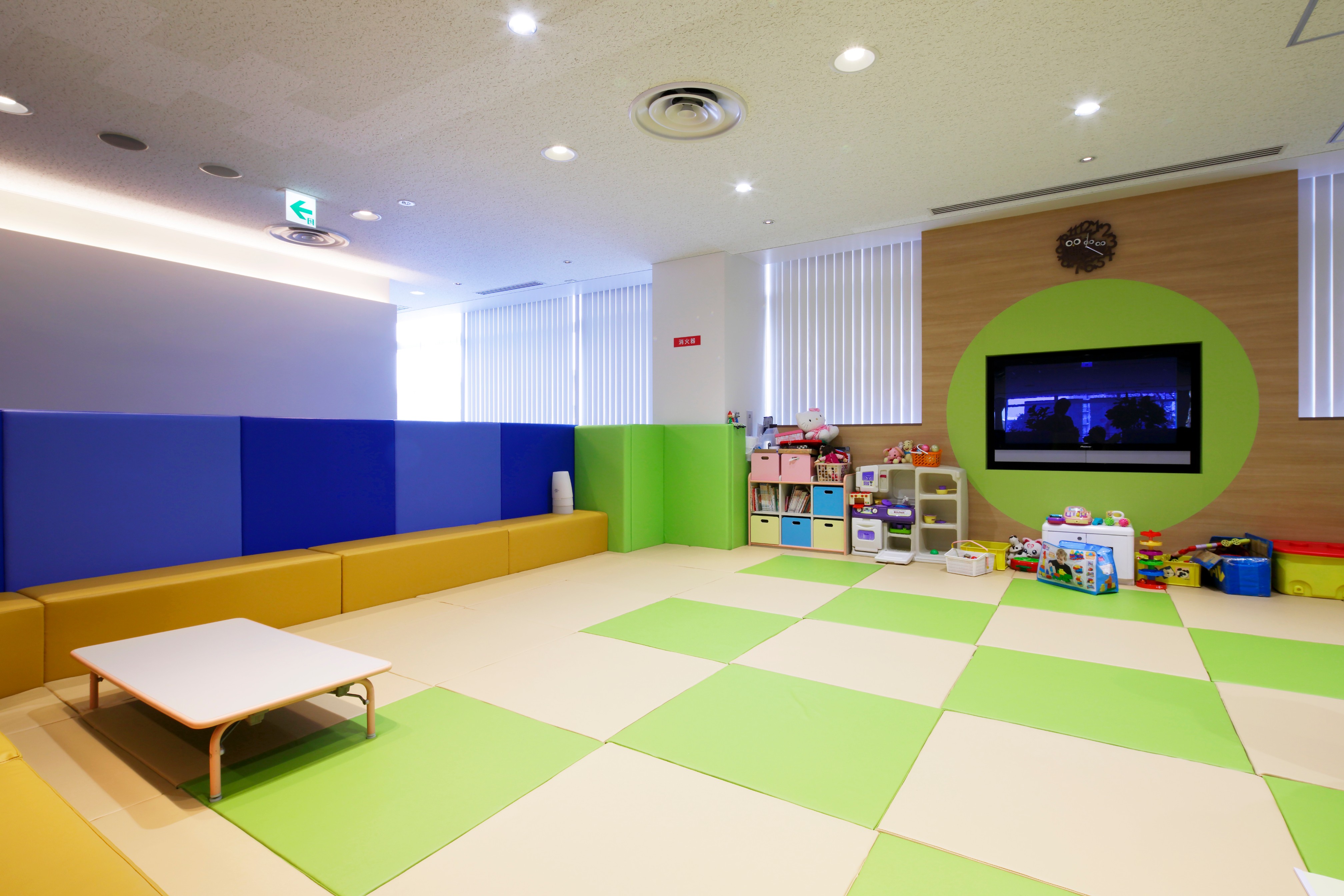 お子様を預けて、お打合せいただけます（土日のみ保育士が対応）